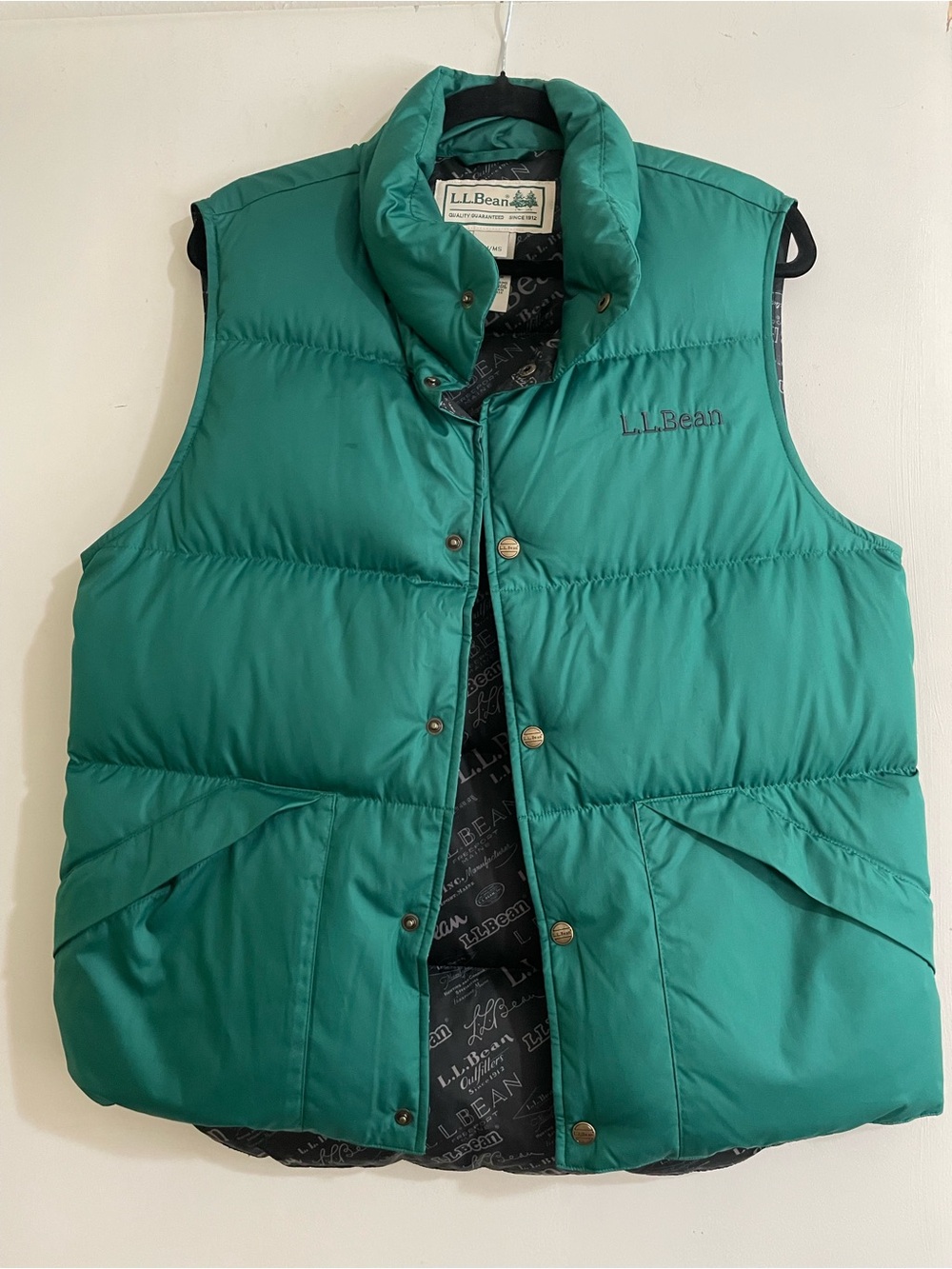 L.L. Bean Emerald Green Puffer Vest - Picture 2 of 5